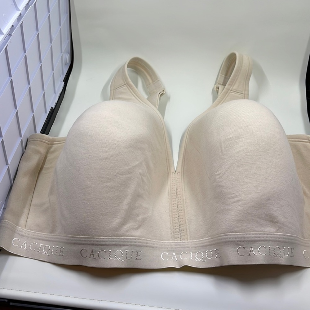 Cacique Cotton No Wire. 44DD Beige